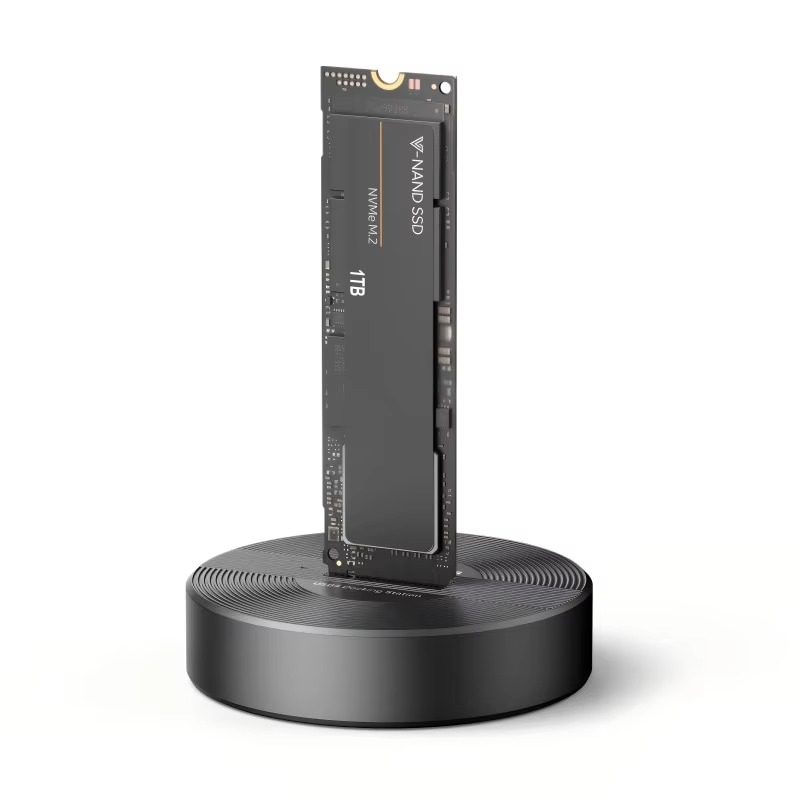 Nvme Ssd - 40Gbps High Speed Transmission Rate Tool-Free
